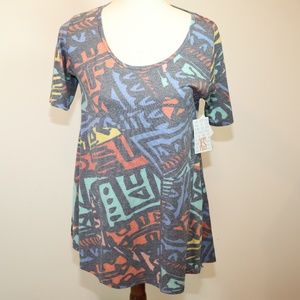 NWT Lularoe Perfect t-shirt xs
